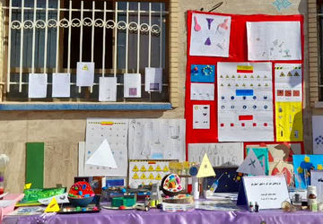 جشنواره دست سازه‌های آزمایشگاهی در دبیرستان بوستان دانش گرمسار 