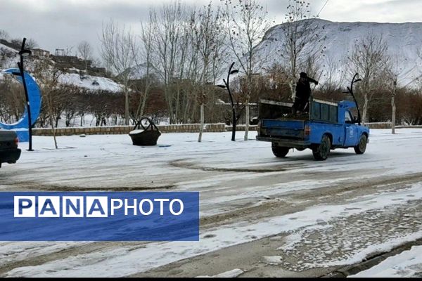 بارش اولین برف پاییزی آذر ماه  ۱۴۰۳ در شهر زیبای بار