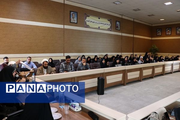 کارگاه توانمندسازی معاونین و مربیان پرورشی مدارس ابتدایی ناحیه ۴ کرج