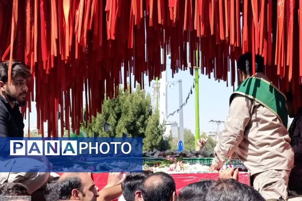 مراسم تشییع پیکر شهدای شهرضا در پی تجاوز ددمنشانه رژیم صفاک صهیونسیتی 