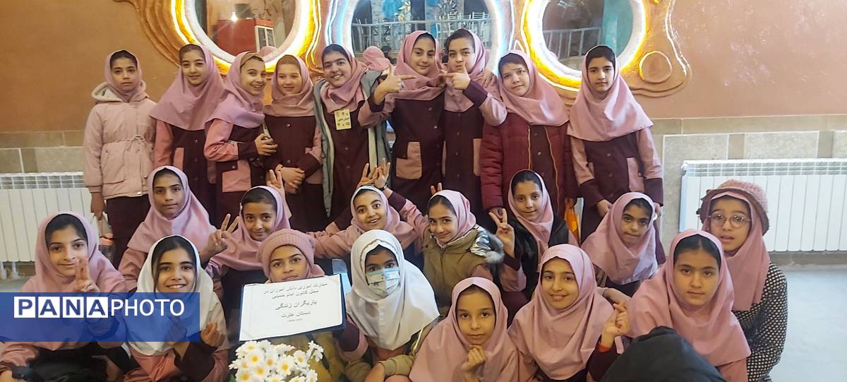 شیرینیِ دوستی اردوی دختران مهدیه در کارگاه شیرینی‌پزی کانون  امام خمینی(ره)