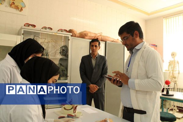 برگزاری مسابقات آزمایشگاهی دانش آموزی استان چهارمحال و بختیاری به میزبانی شهرستان بن 
