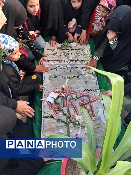 هرچگان میزبان شهید گمنام؛ تجدید عهد مردم با آرمان‌های ایثار