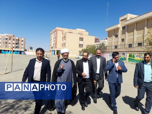 برگزاری مراسم بازگشایی مدارس در دبستان امید پرند و دبیرستان دخترانه شاهد رباط‌کریم