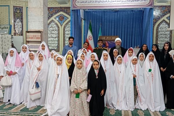 «نماز جمعه» به میزبانی دانش‌آموزان نونهال 