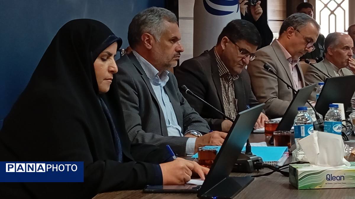 استاندار و مسئولان گوش شنوایی «سمن‌ها» شدند