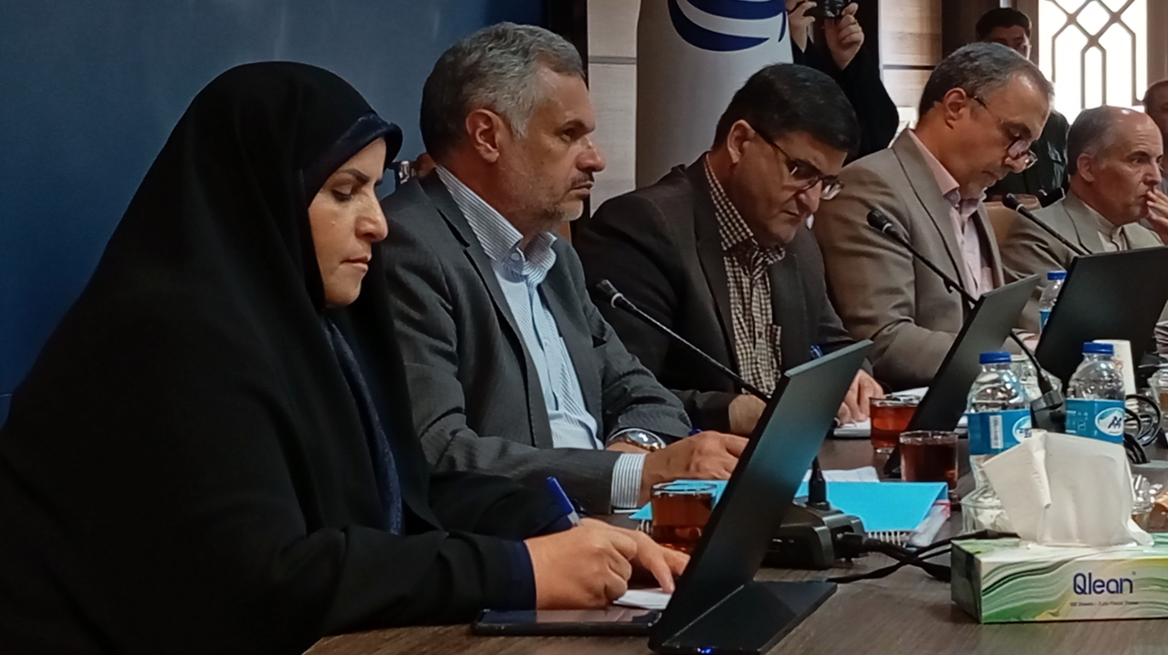 استاندار و مسئولان گوش شنوایی «سمن‌ها» شدند