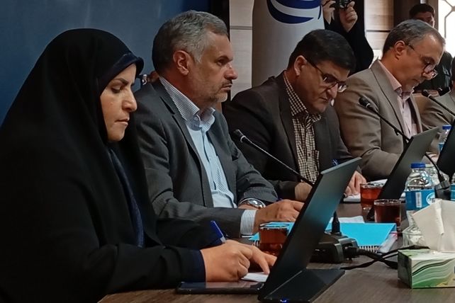 استاندار و مسئولان گوش شنوایی «سمن‌ها» شدند