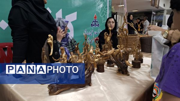 برپایی نمایشگاه به‌مناسبت روز کارآفرینی