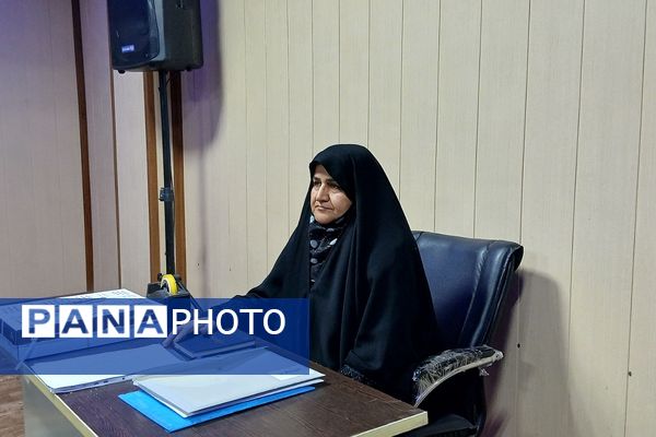 کارگاههای  آموزشی وتوانمندسازی  ویژه رابطین امور بانوان