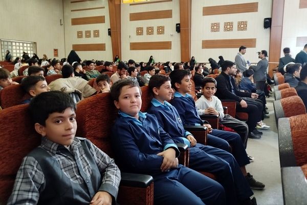 ۲۳ دانش‌آموز کبودرآهنگی رتبه‌های برتر کشوری مسابقات فرهنگی و هنری را کسب کردند