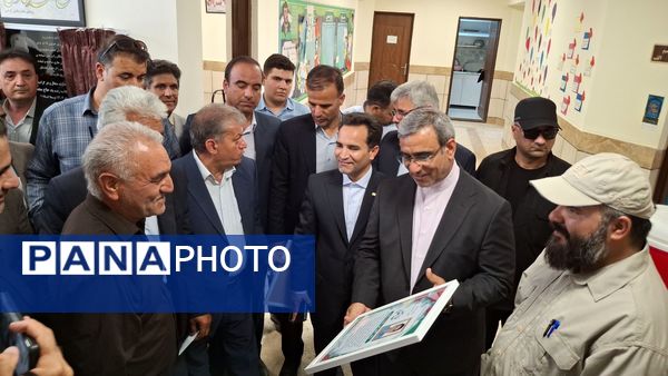آیین افتتاح مدرسه شش کلاسه مرحوم کاووسی شهرستان خلیل‌آباد 