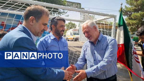 افتتاح زمین چمن مصنوعی دبیرستان اندیشه شاهد منطقه ۱۶