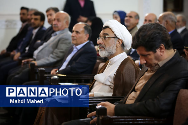  آیین تجلیل از پیشکسوتان آموزش و پرورش