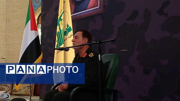 مراسم بزرگداشت مجاهد شهید سیدحسن نصرالله در مسجد خاتم‌الانبیا شهرستان ملارد