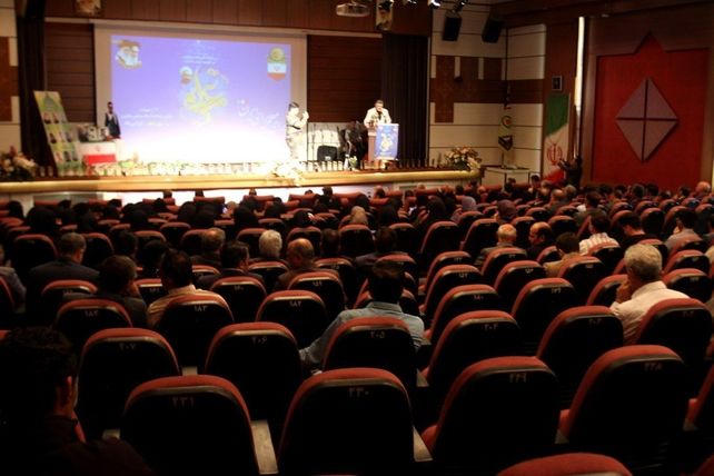 همایش بزرگداشت مقام معلم آموزش و پرورش ناحیه 2 زنجان