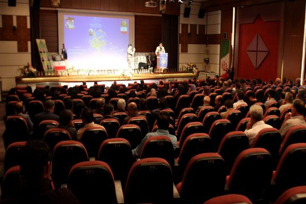 همایش بزرگداشت مقام معلم آموزش و پرورش ناحیه 2 زنجان