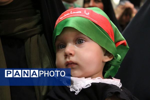 لالایی مادرانه در همنوایی با کودکان شهید