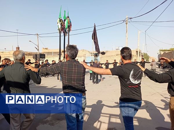 آیین سنتی"حسن - حسین"در روز اربعین حسینی در خلیل آباد