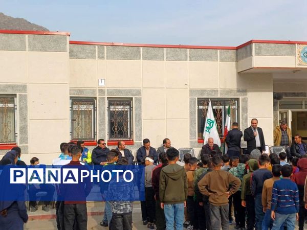 اجرای مانور سراسری زلزله در مدرسه شهید نوری مرزآباد شهرستان خدا آفرین