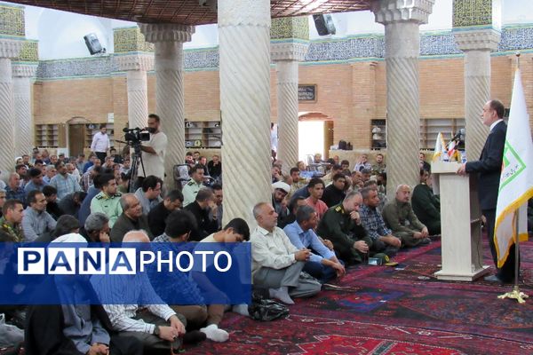 مراسم چهلمین روز شهادت شهدای اقتدار با حضور گسترده مردم کردستان در سنندج 