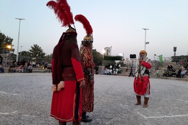 تعزیه‌خوانی گروه محبان الحسین در میدانگاه بوستان کوهسنگی