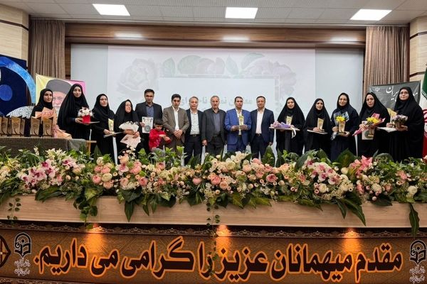 همایش بزرگداشت مقام معلم آموزش و پرورش ناحیه یک زنجان