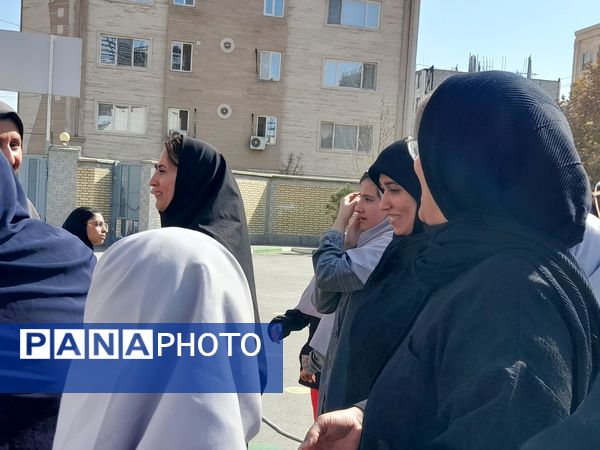 مسابقات خانوادگی در مدرسه پورشهریاری