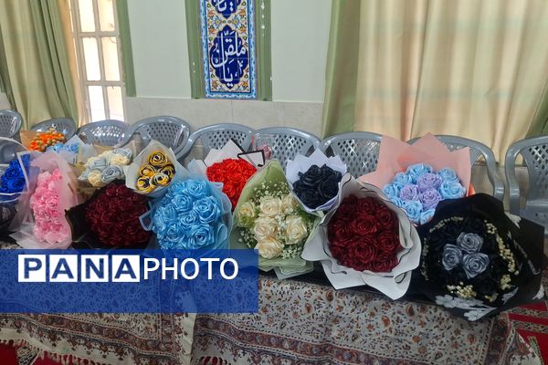 نمایشگاه آثار مسابقات جشنواره فرهنگی هنری امید فردا 