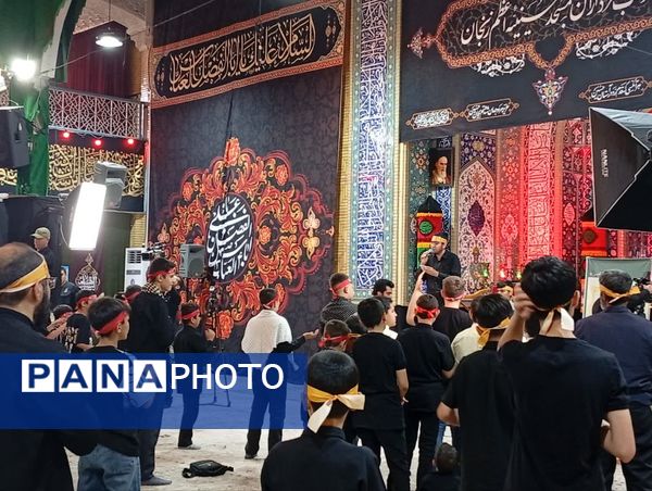 سوگواره «احلی من العسل» در حسینیه اعظم زنجان 