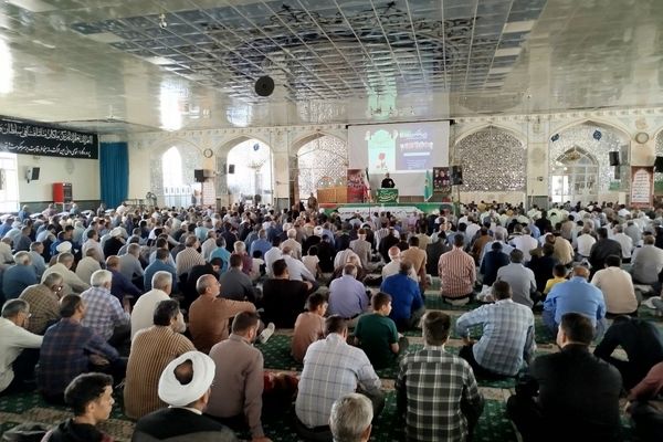 نماز جمعه شهرستان کاشمر با حضور مردم ترشیز کهن برگزار شد 