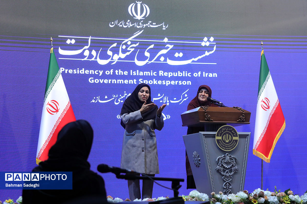 نشست خبری سخنگوی دولت در شازند