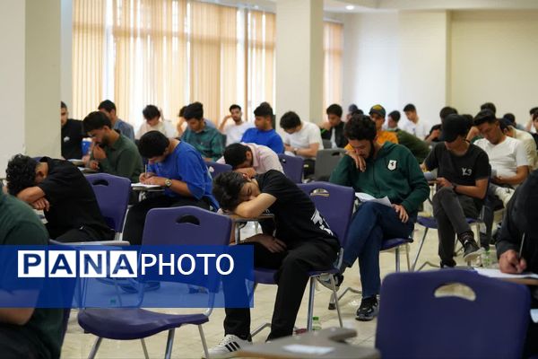 غوغای دانشگاه فردوسی مشهد در روز کنکور ۱۴۰۴
