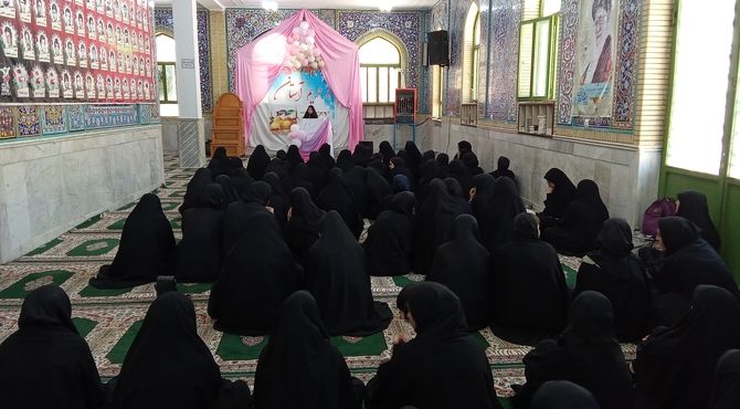 برنامه "در حریم آستان" اجرا شد