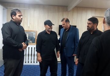بازدید سردار نعمت الله باقری فرمانده سپاه حضرت ابوالفضل و کریم خورشیدوندمسئول موکب امام خامنه ای  از موکب اسکان عشاق الحسین سازمان دانش آموزی 