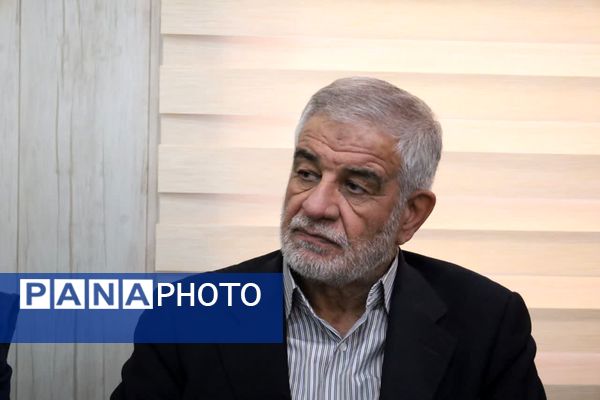 افتتاح زمین چمن دبیرستان دوره اول استعدادهای درخشان شهیدان مزیدی 