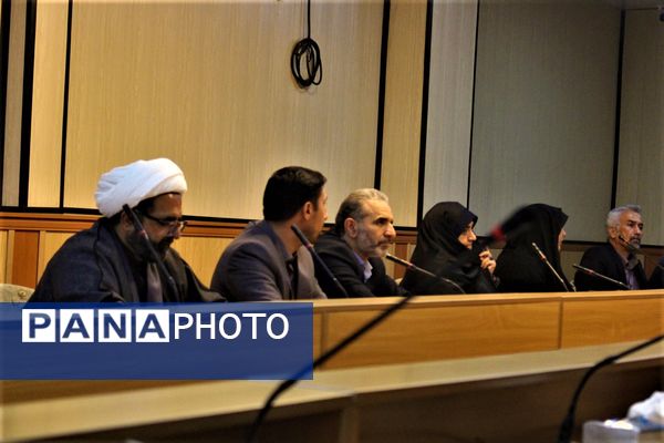 نشست شورای آموزش و پرورش شهرستان قم