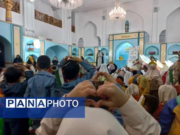 پیش‌دبستانی‌ها سال تحصیلی را در آغوش امام رضا آغاز کردند
