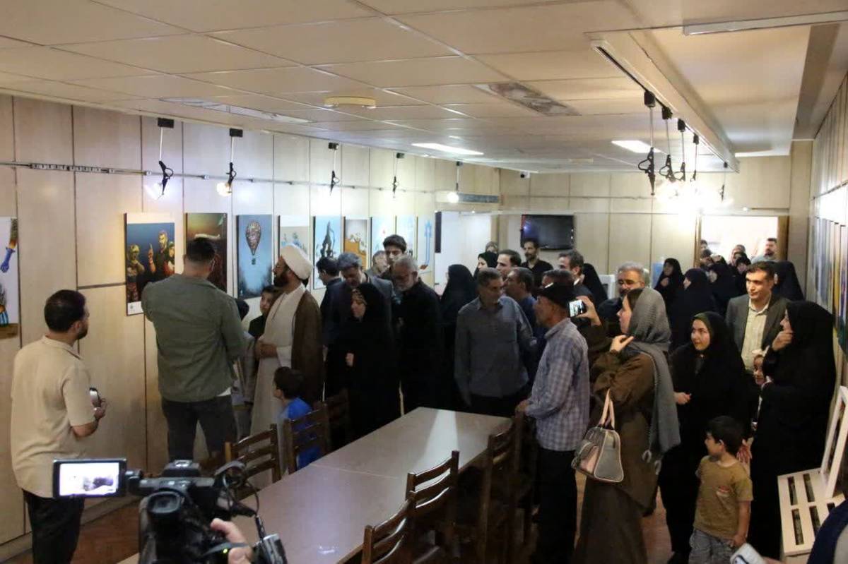 جشنواره ملی کاریکاتور « ای ایران» افتتاح شد