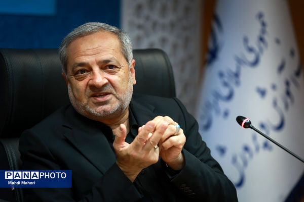 آیین انعقاد تفاهم‌نامه احداث و تجهیز مدارس از محل مسئولیت اجتماعی