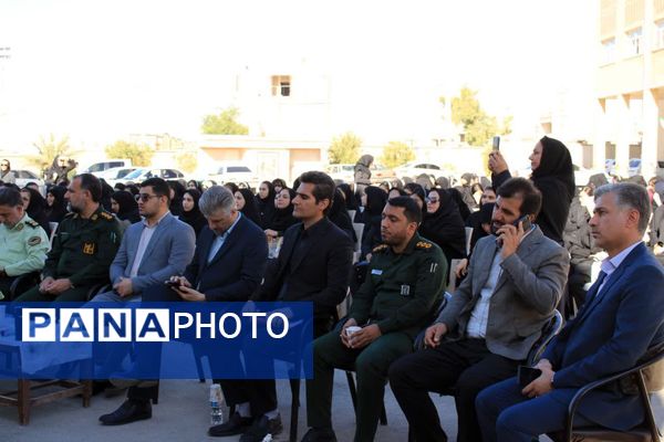 مراسم گرامیداشت هفته دفاع مقدس در هنرستان فاطمه‌الزهرا(س) گچساران