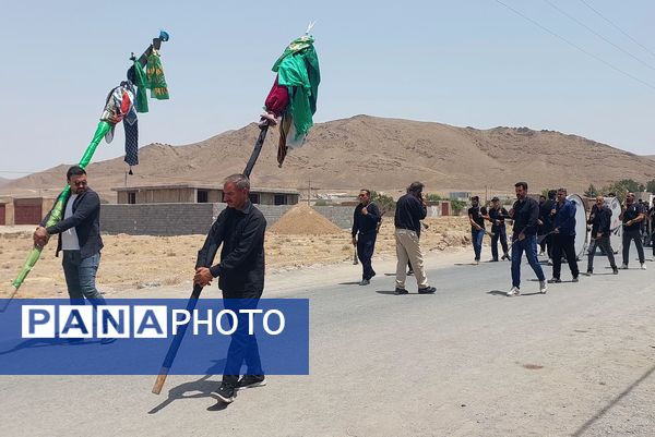 مراسم عزاداری و زنجیرزنی روز عاشورا در روستای جعفرآباد بوانات