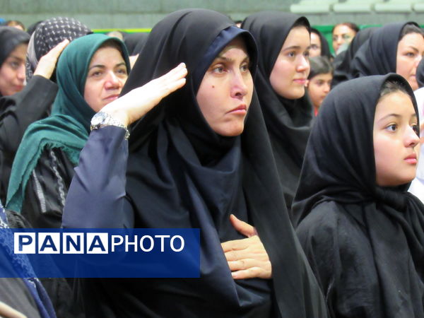 وحدت اهل تسنن و تشیع در اجتماع عظیم زینبیون سنندج