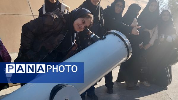 برگزاری اردوی دانش‌آموزان شهید کلانتری از رصدخانه عظیمیه در کرج 