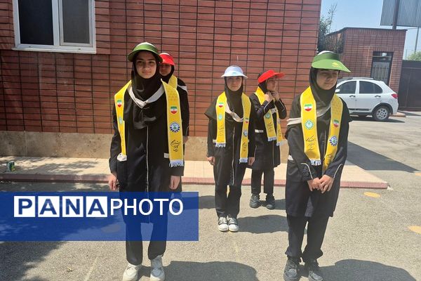 برگزاری کارگاه آموزش مهارت‌های تشکیلات سازمان دانش‌آموزی در طالب‌ آباد کهریزک 