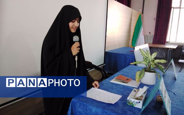 انتخابات انجمن اولیاء و مربیان در دبیرستان نمونه اندیشه شهرستان کاشمر