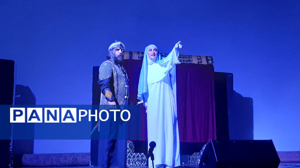 هنر تئاتر در خدمت پیام عاشورا؛ نگاهی تازه در «طلوع در محاق»