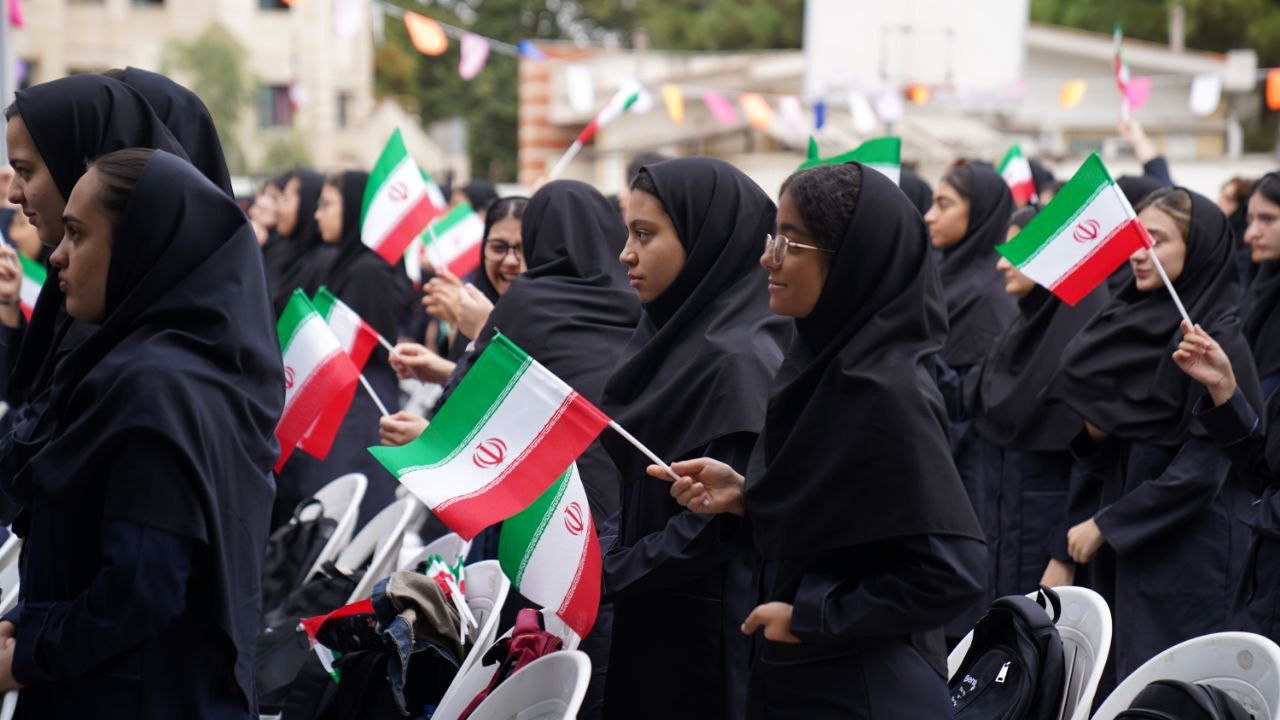 زنگ آغاز سال تحصیلی جدید به صدا درآمد