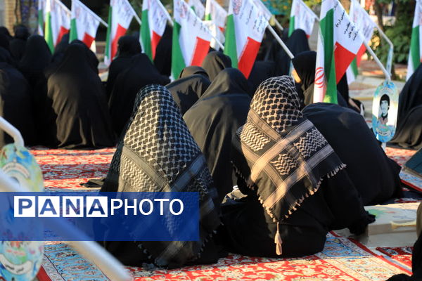 حال و هوای دختران هنرستانی قم در بازدید از یادمان‌های عملیاتی جنوب کشور