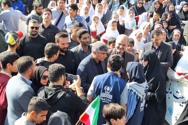 دانش‌آموزان امروز نشان دادند که در تراز انقلاب اسلامی هستند
